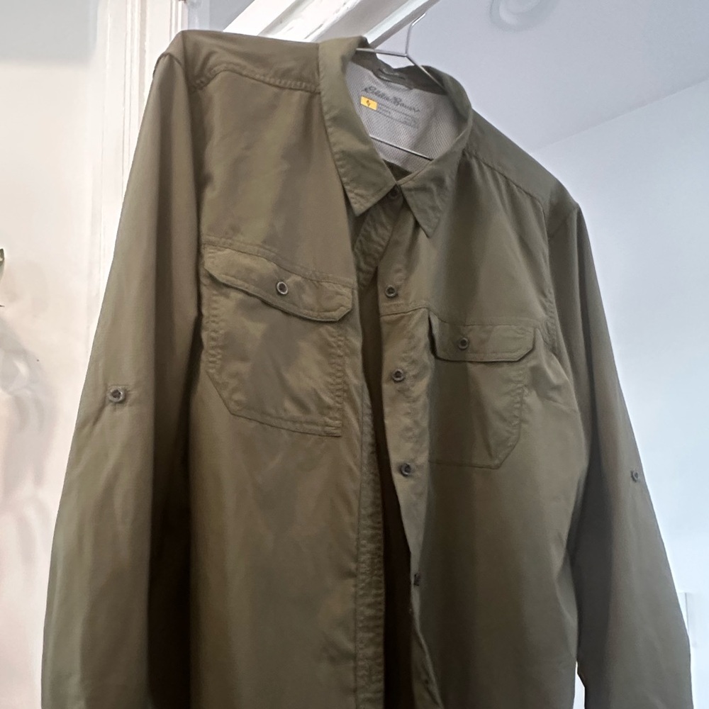 Eddie Bauer Green Lightweight Utility Shirt